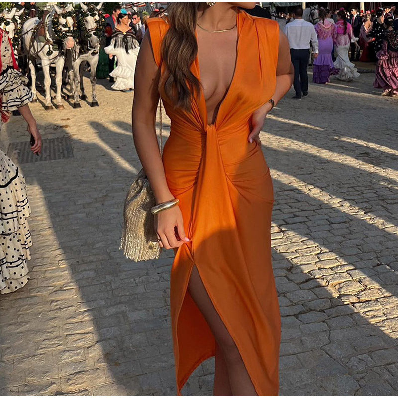 ALEJANDRA | Sukienka na przyjęcie z głębokim dekoltem w kształcie litery V