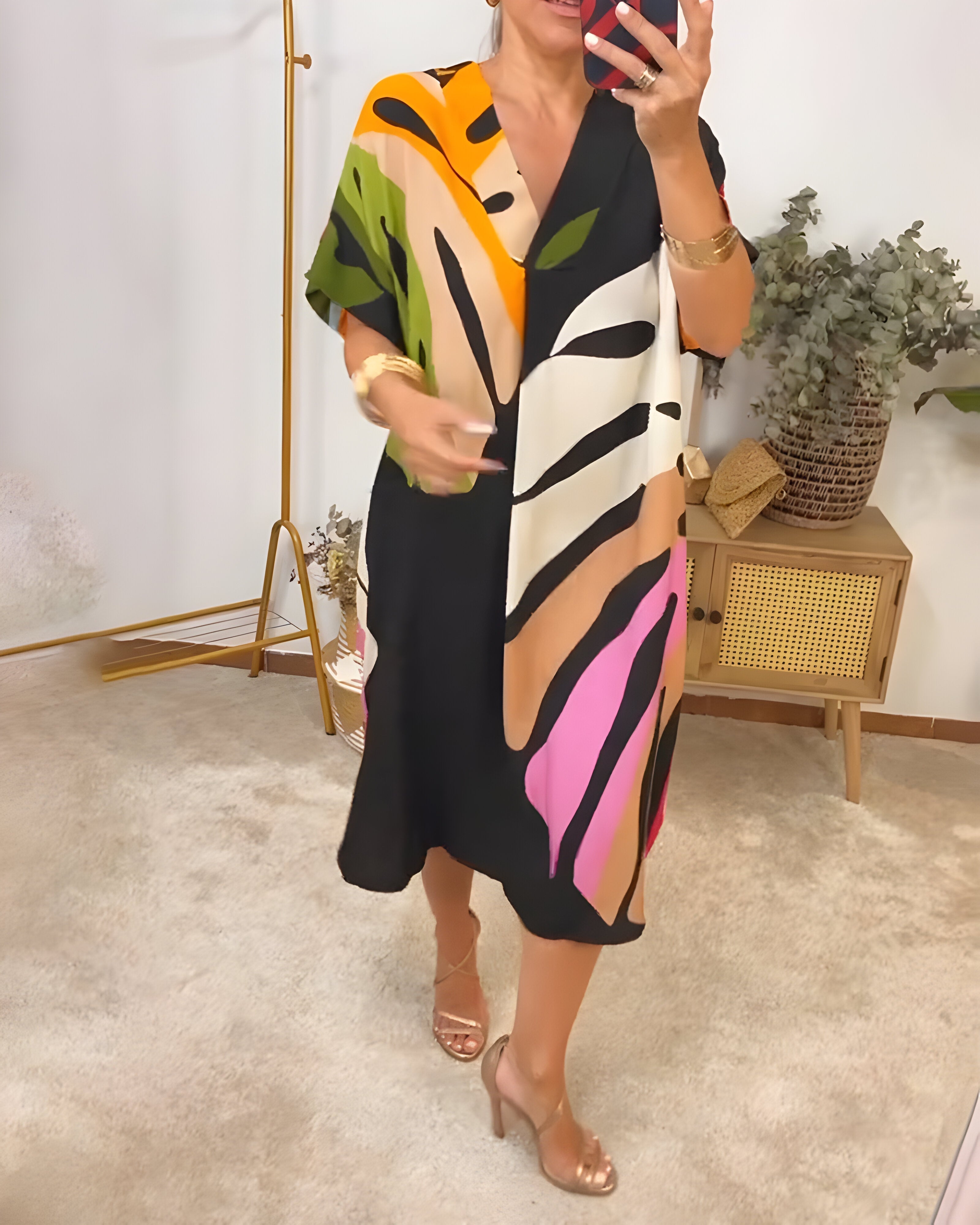 EMELIA | Sukienka w abstrakcyjny wzór