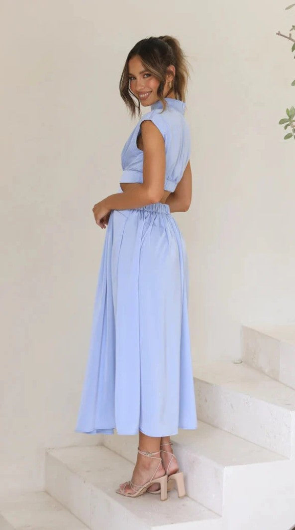 CARMEN | Elegancka Sukienka z Dekoltem