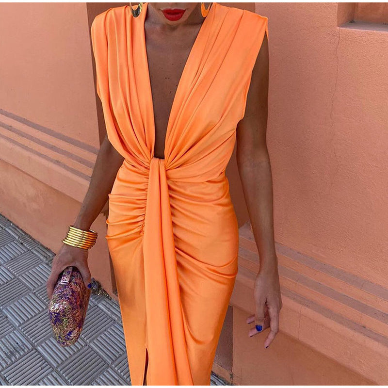 ALEJANDRA | Sukienka na przyjęcie z głębokim dekoltem w kształcie litery V