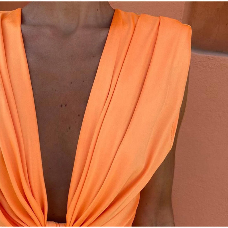 ALEJANDRA | Sukienka na przyjęcie z głębokim dekoltem w kształcie litery V